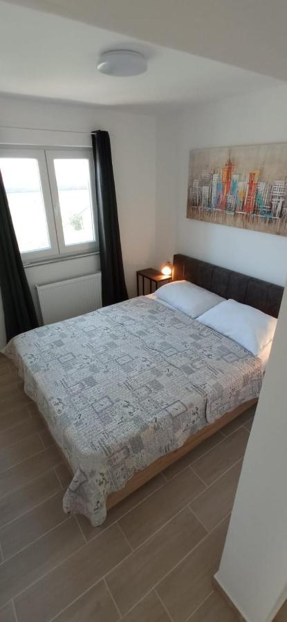 Apartments Davor Drage Εξωτερικό φωτογραφία